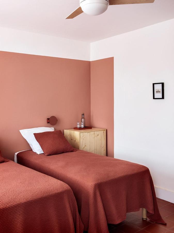 Hotel Voltaire Arles Bagian luar foto